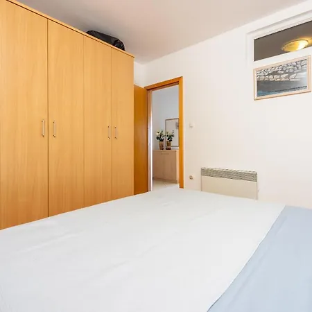 公寓 Petak 德拉马利