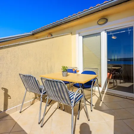 公寓 Petak 德拉马利