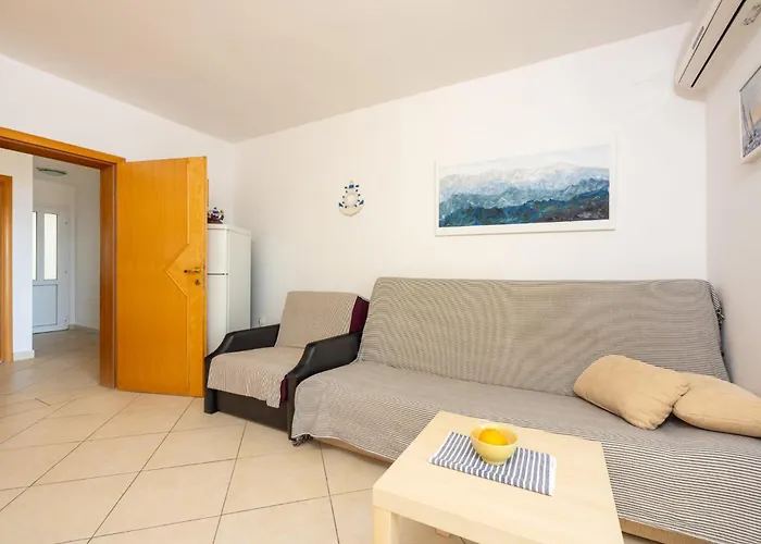 Apartamento Petak