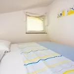 아파트 Petak *