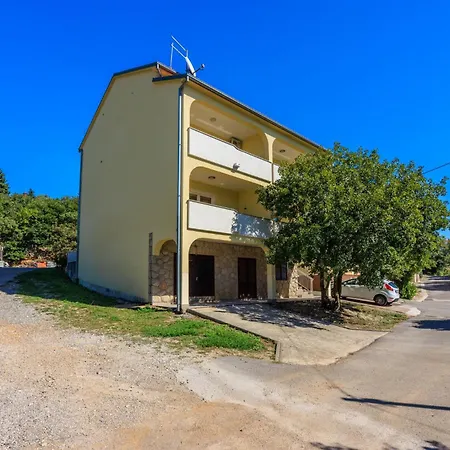 Petak Apartment