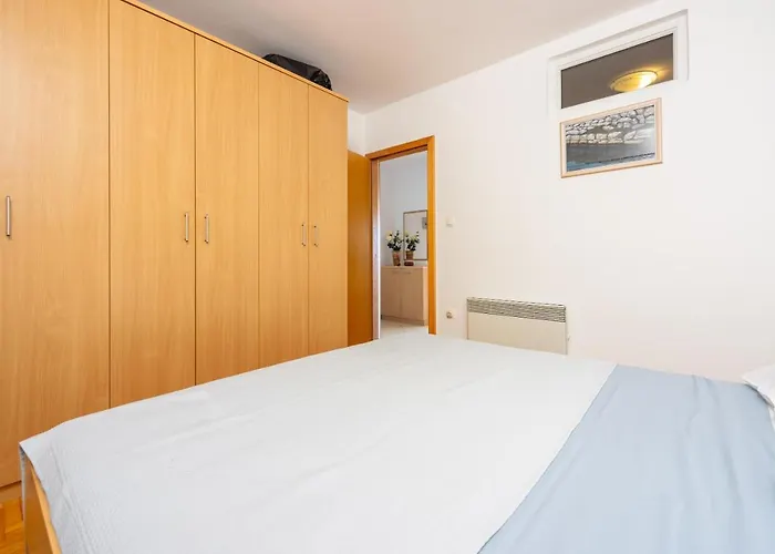 Apartment Petak Dramalj